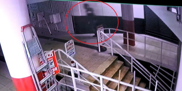 Kocaeli'de Kuaföre Giden Adam Dehşet Yaşattı