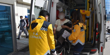 Kocasını Satır ve Sopayla Dövdü