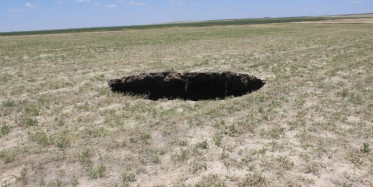 Konya'da 3 Metre Çapında 65 Metre Derinliğinde Obruk Oluştu