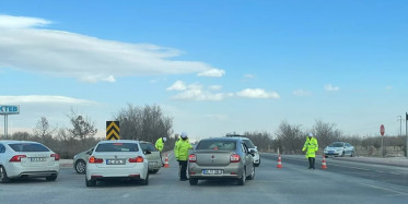Konya'da Kum Fırtınası Çıktı! Bazı Yollar Trafiğe Kapatıldı