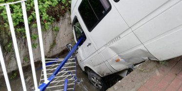 Köprüde Korkunç Kaza!