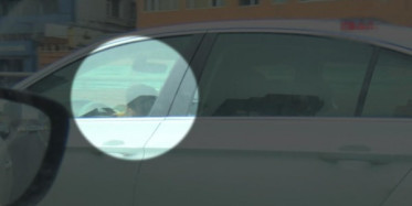 Kucağında Çocukla Araç Kullandı