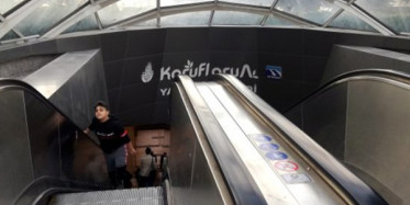 Küçükçekmece'de Vatandaşın Metrobüs Çilesi Sürüyor
