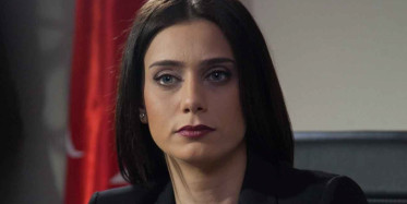 Kurtlar Vadisi'nin Savcı Leyla'sı Çiğdem Batur'un Başı Sapığı İle Dertte!