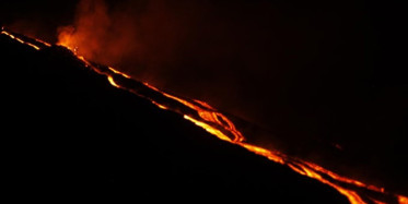 La Soufriere Yanardağı 2 Günde 3 Kere Patladı