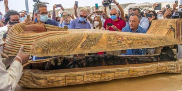 Mısır'da Keşfedilen 2 Bin 500 Senelik 59 Tabut Açıldı!