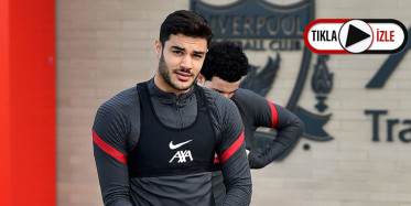 Liverpool Antrenmanında Ozan Kabak Mane'ye Çalımı