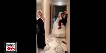 Damat Gerdek Öncesi Gelini Kucağına Alamayınca Gelin Damadı Kucağına Aldı