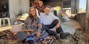 Manavgat’ta Yangın Esnasında Evi Hasar Alan Yaşlı Çift Yeni Evine Kavuştu!