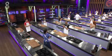 MasterChef Türkiye'de Mehmet Şef Esra'yı Alkışlattı