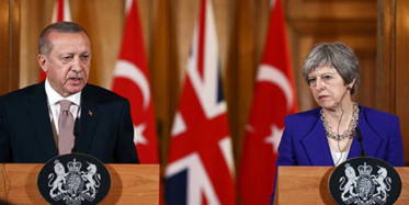 Aç Kalan Maymunlar Şehri Bastı!