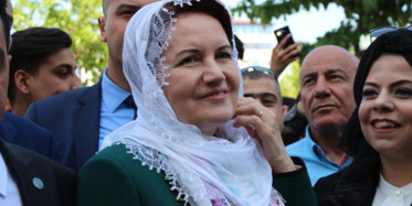 Meral Akşener Neden Aşı Olurken Fotoğraf Paylaşmadı?