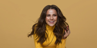 Merve Özbey İlk Kez Bebeğinin Yüzünü Gösterdi!