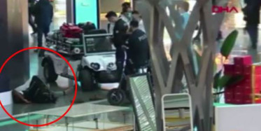 Havalimanında Bayıldı! Midesinden 93 Adet Çıkarıldı