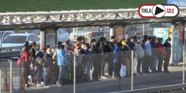 Metrobüs ve Tramvay Duraklarında Korkutan Görüntü!