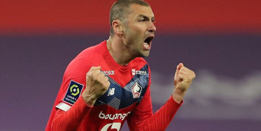 Milli Futbolcu Burak Yılmaz Şampiyonluk Kutlamalarına Alınmadı