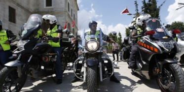 Hareket Çektikleri Araçtan Sivil Polis İnince Motorcu Tayfanın Başına Gelenler