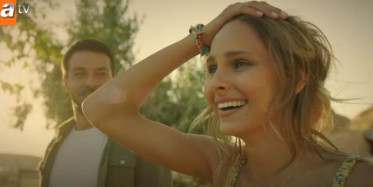 Maria ile Mustafa İlk Fragmanı Yayınlandı