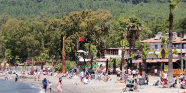 Muğla Sahillerinde Koronavirüs Unutuldu