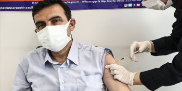 Muhtarlara İlk Doz Koronavirüs Aşısı Yapılmaya Başlandı