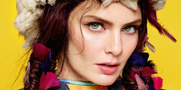 Nil Karaibrahimgil Karantina Şarkısı Yazdı