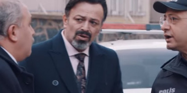 Bomba Patladıktan Sonra Okula Polisler Gelir