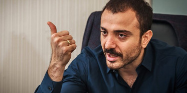 Demet Akalın'la yeni Barışan Okan Kurt Muhabirle Kavga Etti!