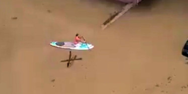 Olumsuz Hava Koşulları İzmirlilere Zor Anlar Yaşattı