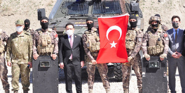 Özel Harekat Polislerinin Eğitim Faaliyetleri Nefes Kesti