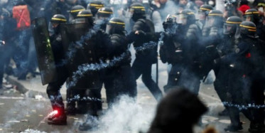 Paris Ayakta! Şehir Savaş Alanına Döndü