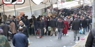Küçükçekmece Semt Pazarında Korkunç Kalabalık!