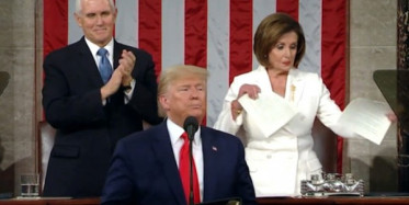 Temsilciler Meclisi Başkanı Nancy Pelosi Trump'ın Konuşma Metnini Yırttı
