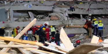 Perinçek Ailesi Doğanlar Apartmanı Enkazından Çıkarıldı