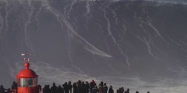 Portekiz'de Korkunç Kaza! Sörfçü Kafasını Jet Skiye Çarptı