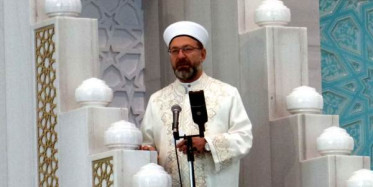 Ankara'da Sosyal Mesafeli Bayram Namazı