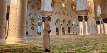 Yıldız Futbolcu Camiiyi Ziyaret Etti