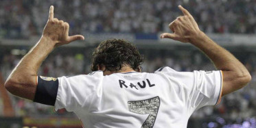 Raul Gonzalez'den Usta İşi Bir Gol