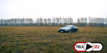 Sosyal Medya Fenomeni Lüks Aracını Ateşe Verdi