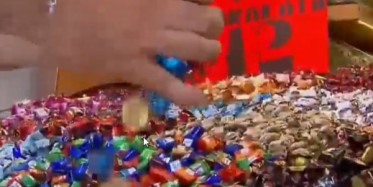 Bayram Şekerleri Tezgahlardaki Yerini Aldı