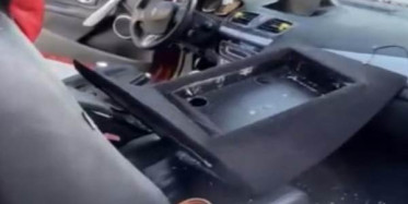 İstanbul'da Cerrahi Maskelerle 10 Bin liralık Ses Sistemini Çaldılar