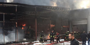 Samsun'un Plastik Fabrikasında Yangın! Müdahale Sürüyor