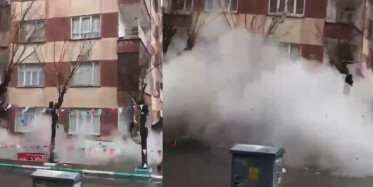 Şanlıurfa'da meydana gelen artçı sonrası bir bina böyle yıkıldı