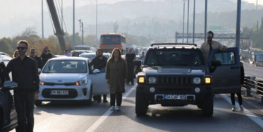 15 Temmuz Şehitler Köprüsünde Saygı Duruşu Anı