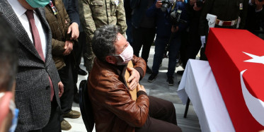 Şehit Pilot Burak Gençcelep’in Cenazesi Memleketine Getirildi