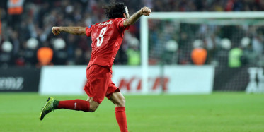 Selçuk İnan'ın Tüm Türkiye'yi Ayağa Kaldıran Golü