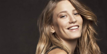 Serenay Sarıkaya Keyifli Halleriyle Dikkat Çekti