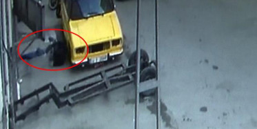 Sevgilisinin Kocasına Yakalanınca Camdan Atladı!