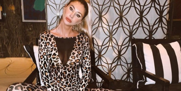 Şeyma Subaşı Amuda Kalkıp Spor Yaptı