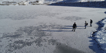 Sibirya Soğuklarının Etkisiyle Dondu, Kırağı İle Görünmez Oldu