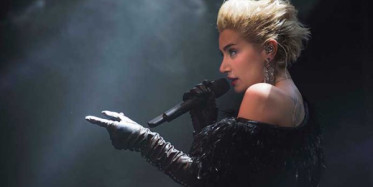 Sıla'ya Bodrum Konserinde Hayranlarından Tepki